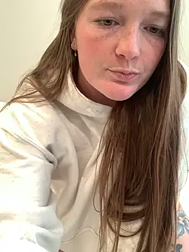 Chat XXX en directo de PussiesnCream_