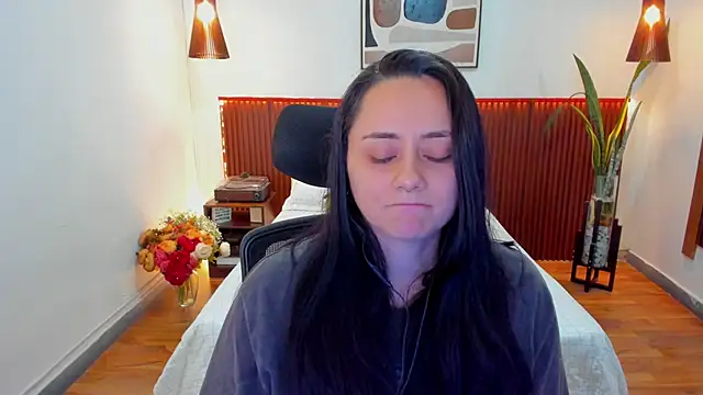 KatherineBond Chat XXX in diretta