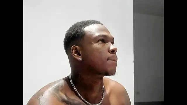 Troykhalil: απευθείας συνομιλία ΧΧΧ