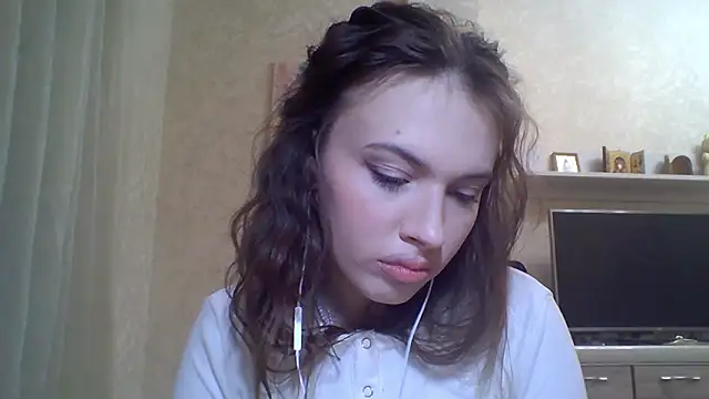 CeyaLier Chat XXX in diretta