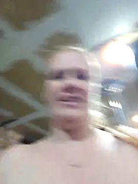 Webkamerová show redheadcutie101