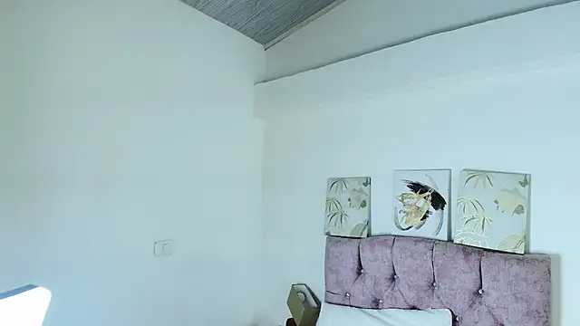 Онлайн чат XXX Skye_Moore