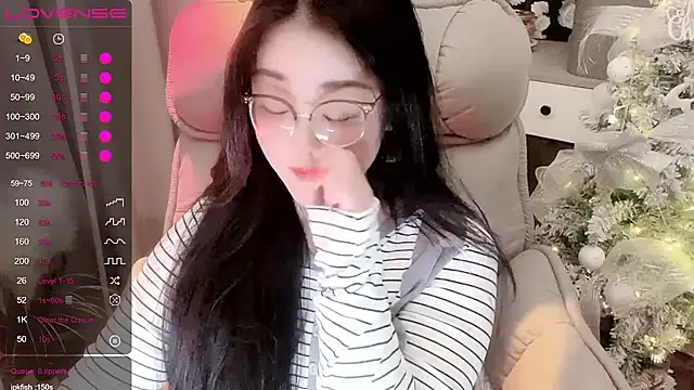 Monica-666888- 在線直播表演