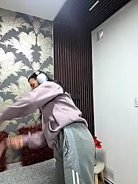 _shantal_smith's Live XXX Chat