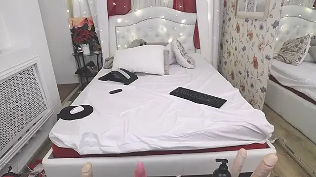 SilviaHart Live XXX-chat