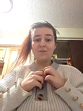 Pokazy przed kamerką – Ashlovescannabis