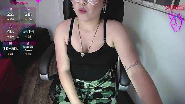 Elinaax Live XXX-chat