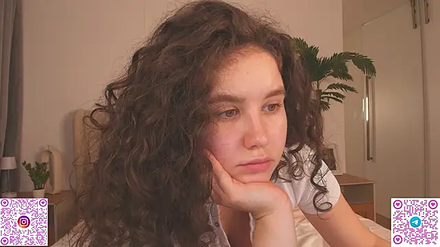 Chatroom XXX en direct de Ariella_Sol