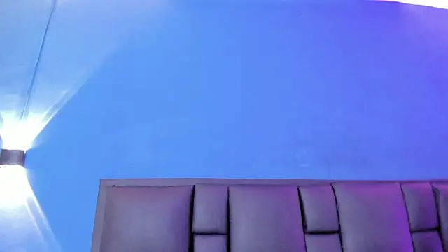 Chatroom XXX en direct de DANESKA_HILLER