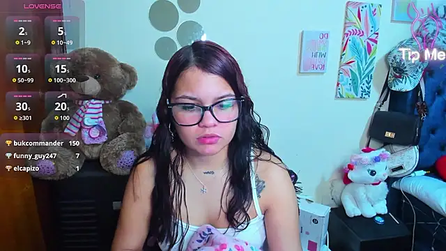 Chatroom XXX en direct de Ema__Luna