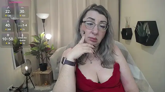 Chatroom XXX en direct de KKMimiKK