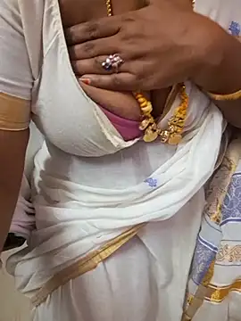 Tamil_Ammani Adlı Modelin Web Kamerası Şovu