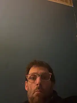 Thickerthenasnickerandkk: онлайн-секс-чат