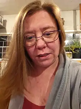 Živý XXX chat MsShelby40