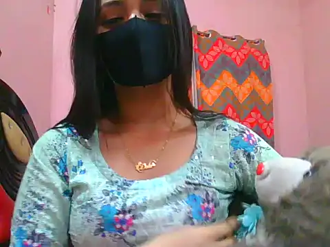 Silver_Queen07 Adlı Modelin Web Kamerası Şovu