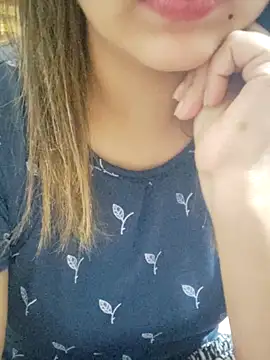 Chat XXX ao vivo de Tanha18