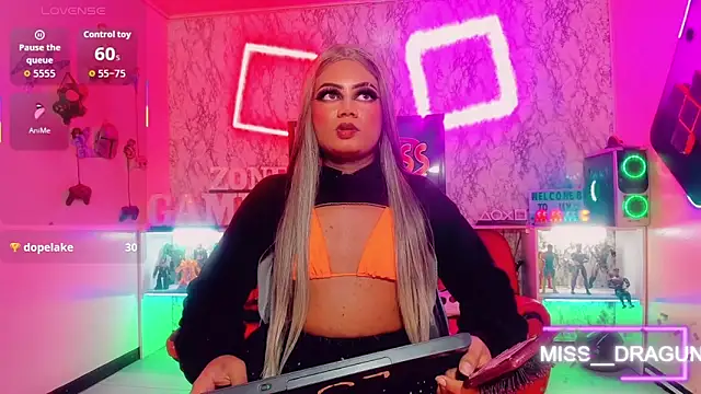 Онлайн чат XXX Alice_brandom