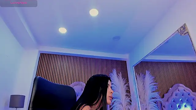 SelenaStonne Chat XXX live