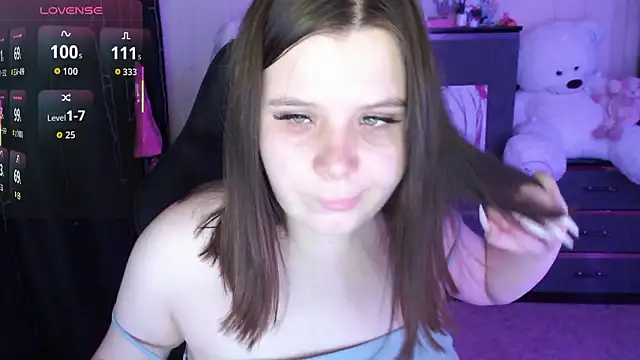 Онлайн чат XXX AmyVibess