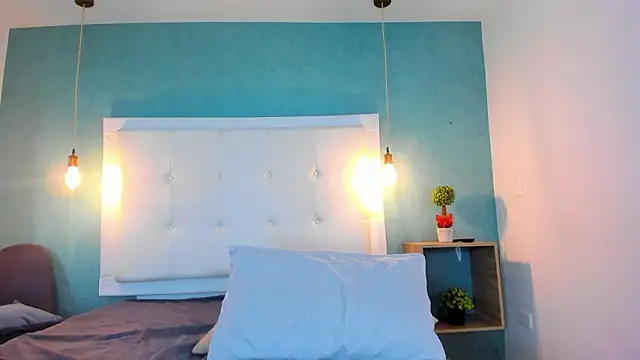 Heidy_milf: онлайн-секс-чат