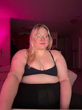 PiggyRose: онлайн-секс-чат