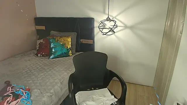 Charlotte__Gray Chat XXX live