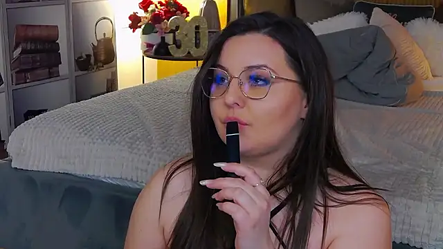 Онлайн чат XXX Mia_Swano