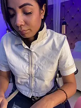 Chat XXX en directo de Auri__