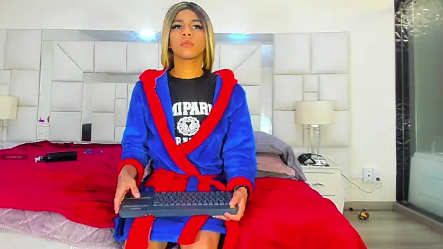 Chatroom XXX en direct de Britany_montiel