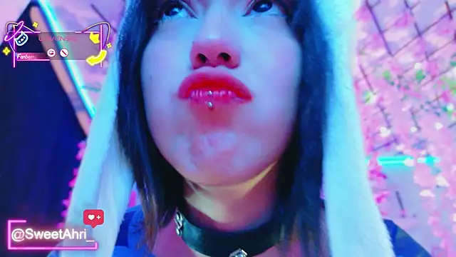 SweetAhri's Live XXX Chat