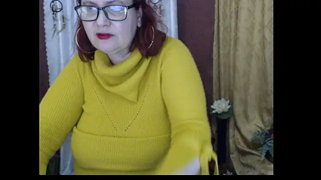 PlayfullMature Adlı Modelin Canlı XXX Sohbeti