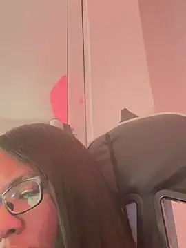 Chaniita's Webcam Show