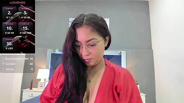 Lauralove_69 라이브 XXX 채팅