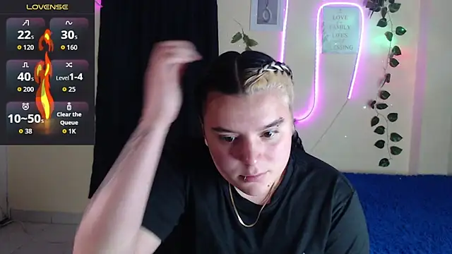 Nika_1_: онлайн-секс-чат