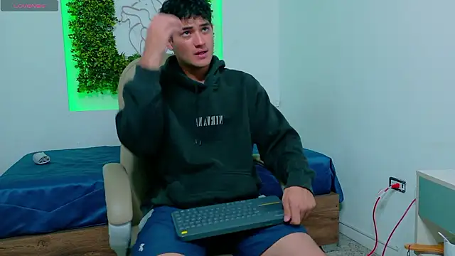 Živý XXX chat KaelSwitch