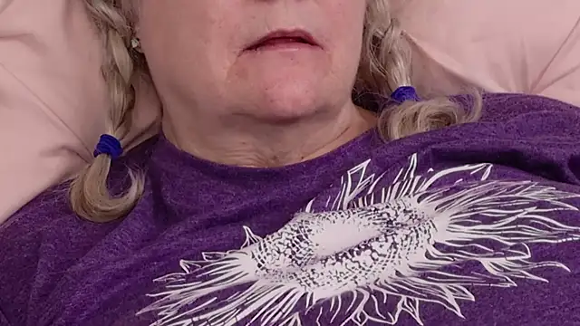 Kaitlyn_WintersのライブXXXチャット