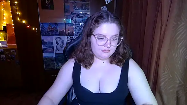 Show modela Teasing_Dora na web-kameri