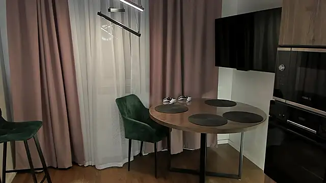 XXX chat uživo modela OssieCrews