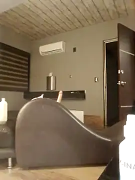 Chatroom XXX en direct de transreyna