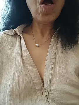 NakedMILFx's Live XXX Chat