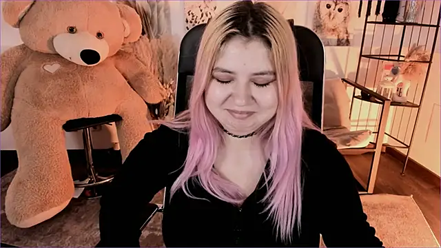 DiaAngell Chat XXX live