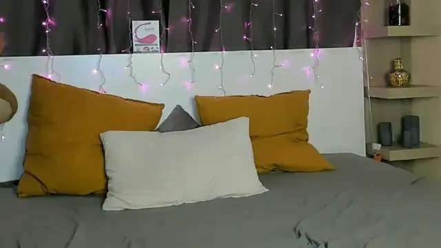 Chat XXX en directo de IninityKittyx