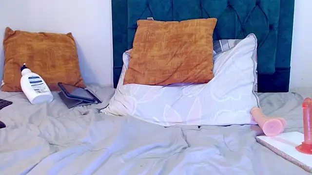 XXX chat uživo modela cedrixx10