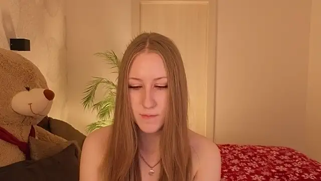 CassieReborn Webcam Show