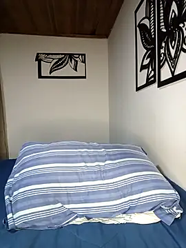 Chatroom XXX en direct de Valeria888