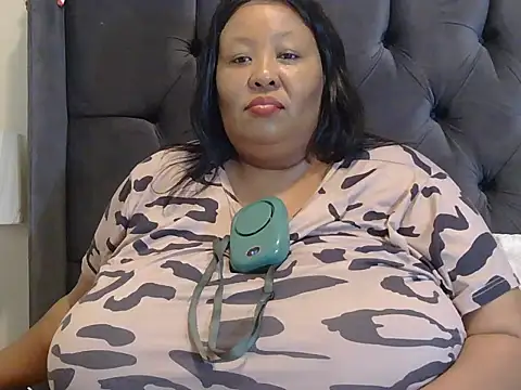 nancy111's Live XXX Chat