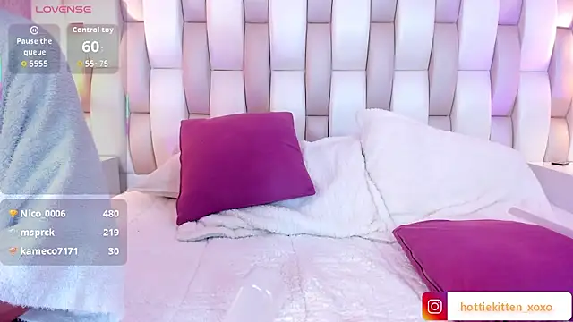 دردشة Viollet_xoxo الجنسية المباشرة