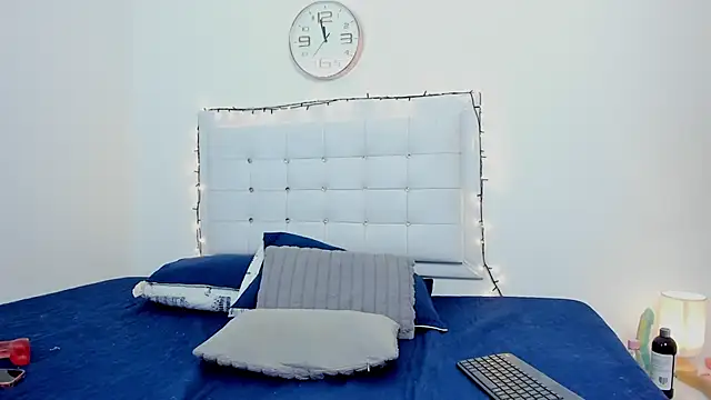 Sofia_Blosom: απευθείας συνομιλία ΧΧΧ