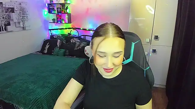 CrazyBitchInLaceのライブXXXチャット