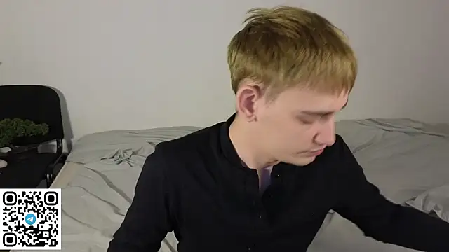 Julian_wins Adlı Modelin Web Kamerası Şovu